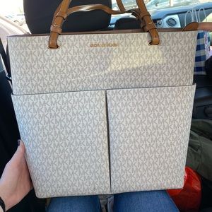 Michael Kors Tote